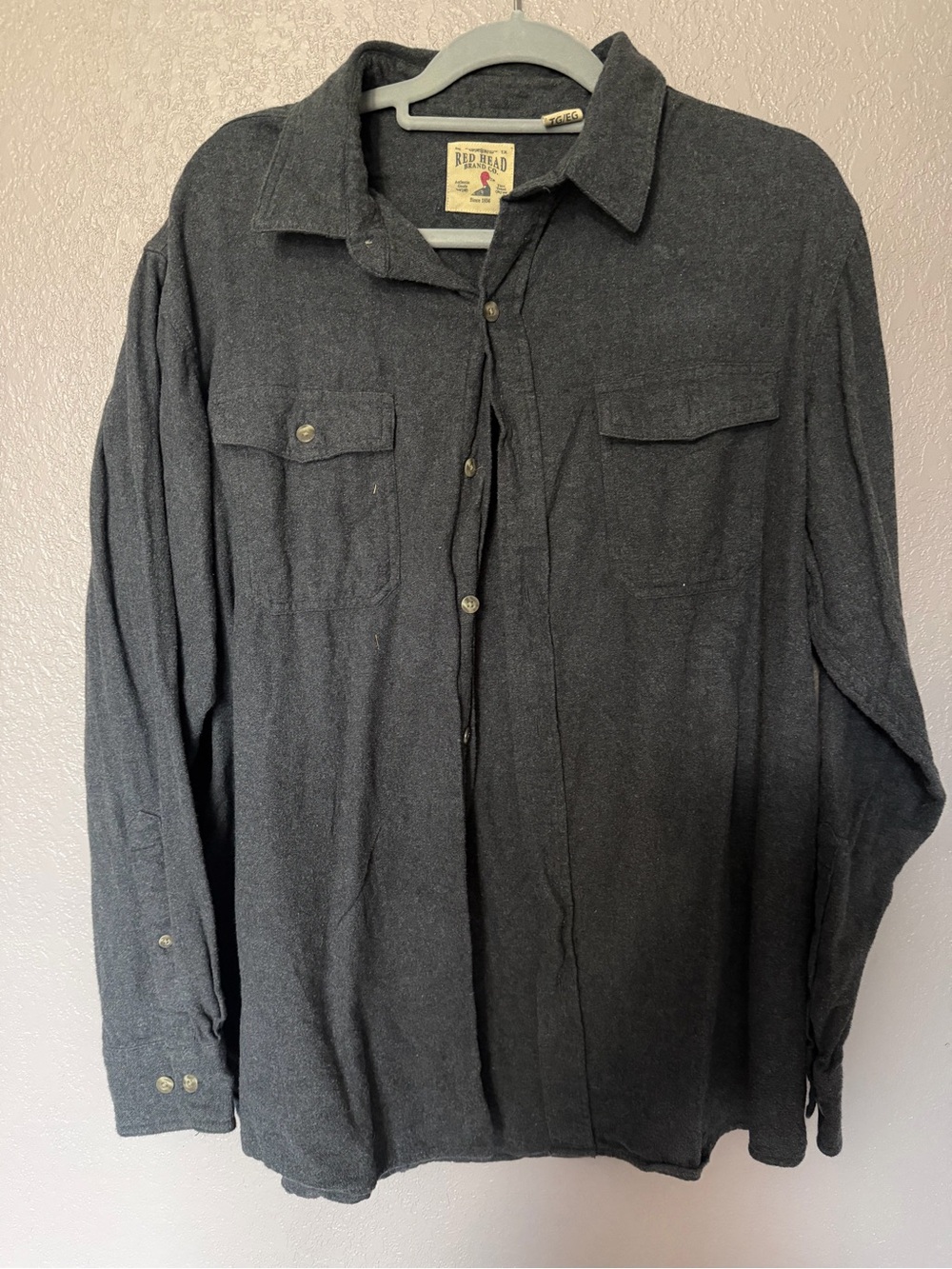 RedHead Black Men’s Casual Button-Down Shirt